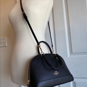 Coach hand/Crossbody bag